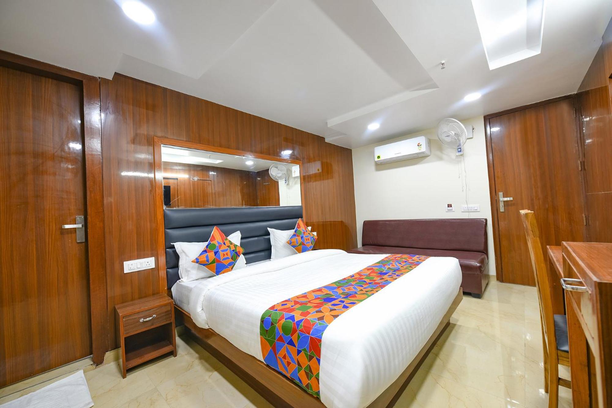 Fabhotel Mona International New Delhi Extérieur photo